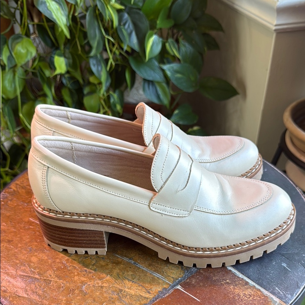 Bertuchi‎ heeled elegant Cream Loafers size 39